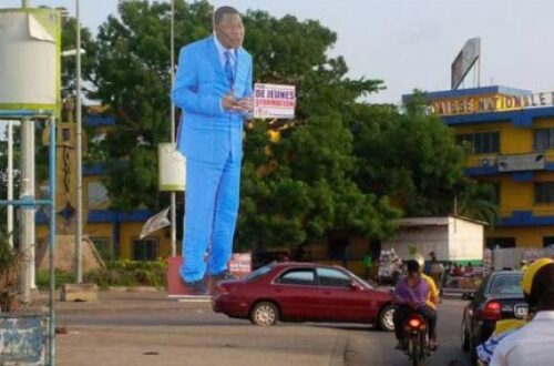 Article : Bénin : une statue géante du Président a suscité l’indignation sur les réseaux sociaux